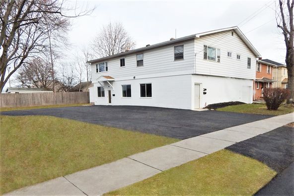 206 Oak St, East Rochester, NY 14445